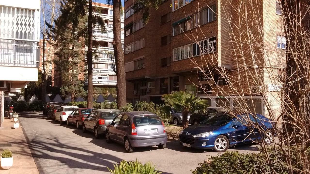Apartamento "La Bombilla" Apartment Madrid Exterior photo